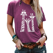 Round neck short sleeved T-shirt printed with giraffe